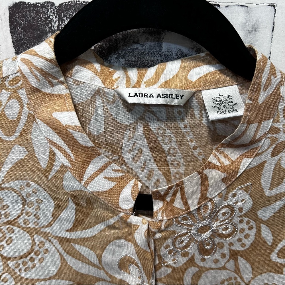 Laura Ashley Beige & White Floral Embroidered Linen Tunic Size L - Picture 2 of 7